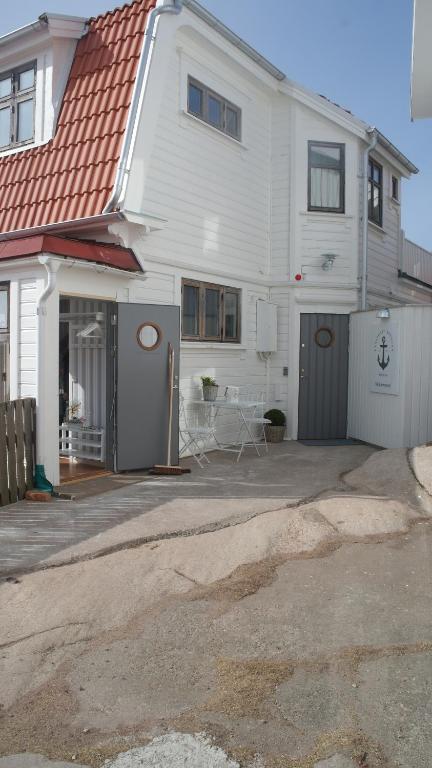 Pensionat Bryggan Smogen Exterior photo
